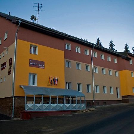 Hotel Star 4,5 Loučná pod Klínovcem Exterior foto